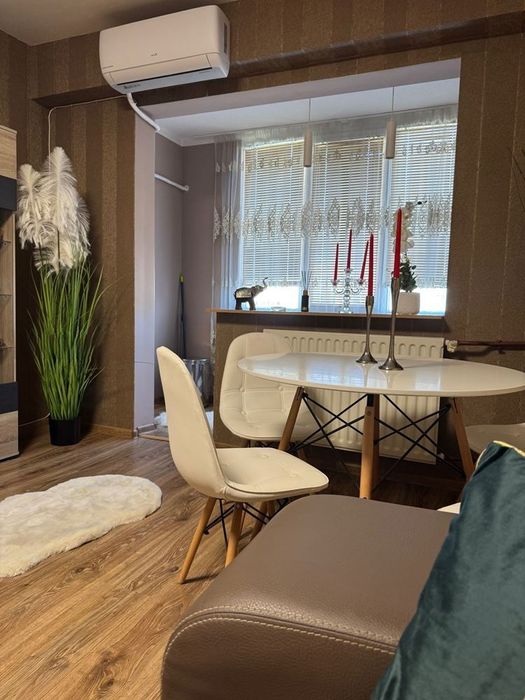 Продава се Двустаен апартамент в София, Дружба 1 - 65 кв.м за 2025 €/кв.м - Снимка #1