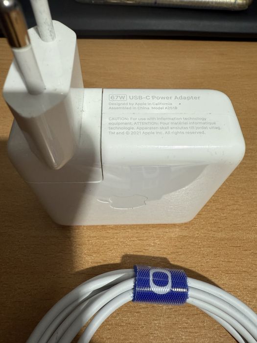 Incarcator Macbook Pro 67w cu cablu C-C