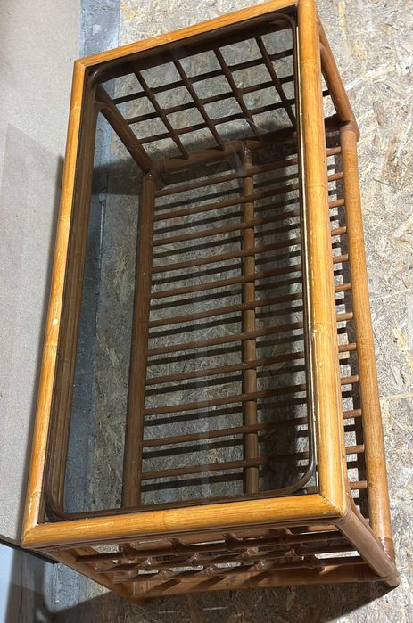 Masuta de cafea din ratan cu blat de sticla fumuriu; Blat 108x53 cm