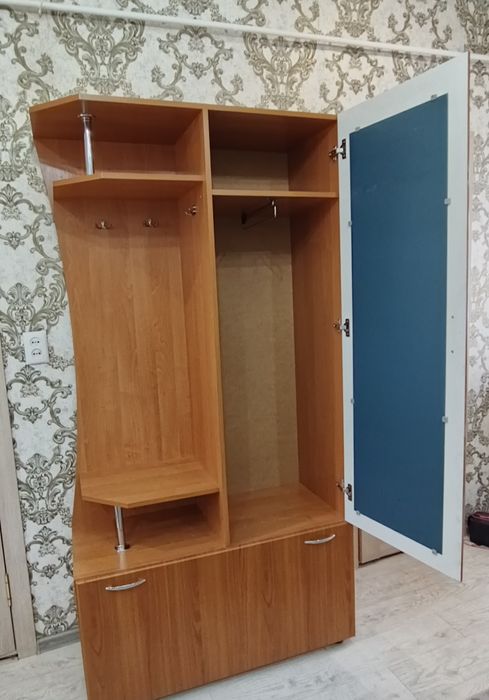 Продам прихожую в отличном состоянии