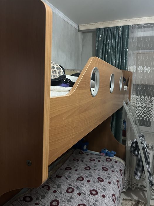 Продам 2 ярусную кровать