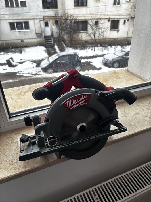 Circular Milwaukee M18