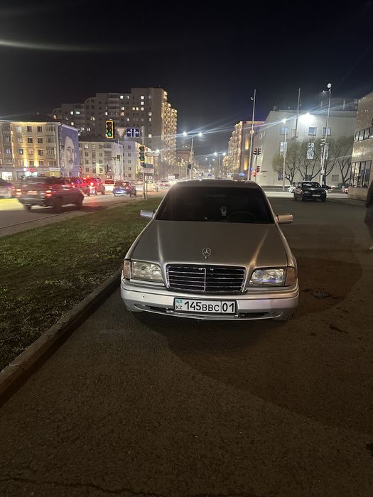 Продам мерседес с180