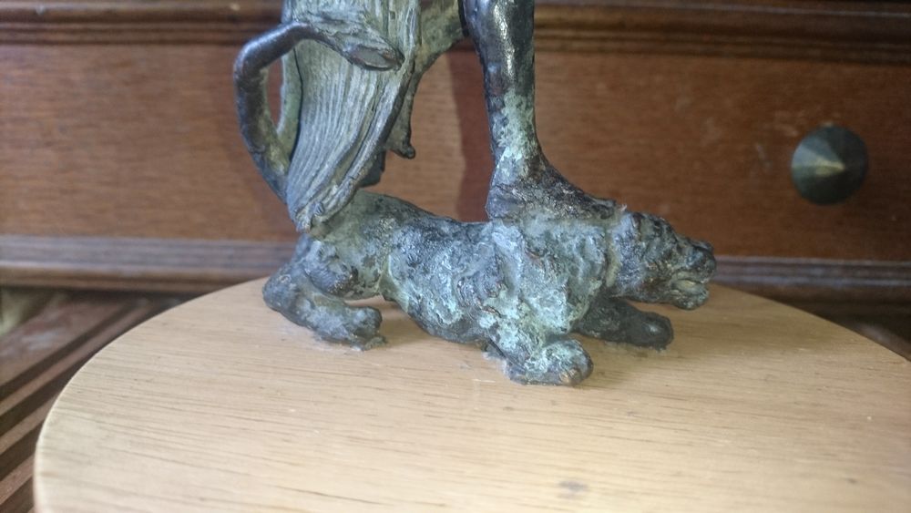 Бронзова скулптура !