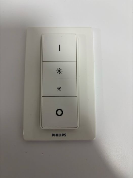 Vand intrerupator philips hue v1