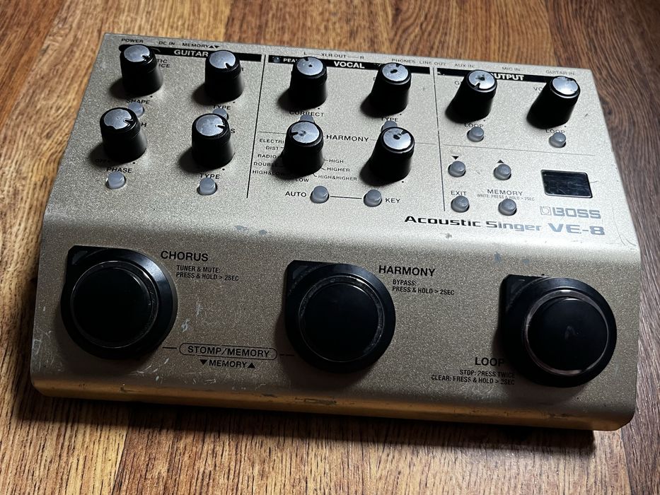 BOSS VE-8 Acoustic Singer – Voce + Chitară