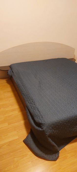 Продавам Спален комплект ,много запазен