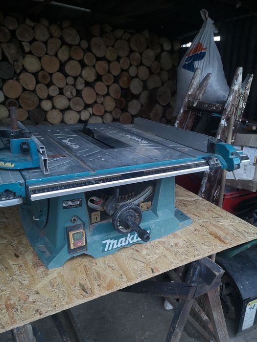 Vînd circular Makita reglabil, 1500 w