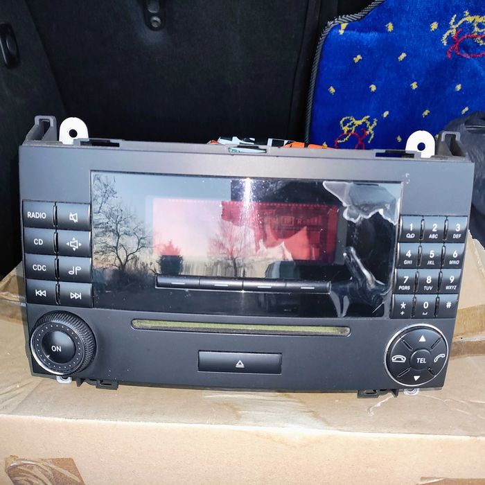 CD плеър Mercedes-Benz A