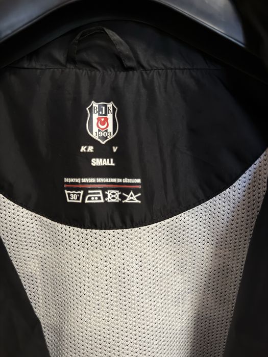 Ветровка Бешикташ/Besiktas