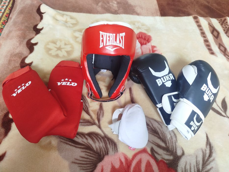 boks kik boksga muay tayga futa shlem perchatka juda kam kiyilgan yen