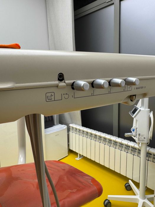 Стоматологичен юнит A-dec