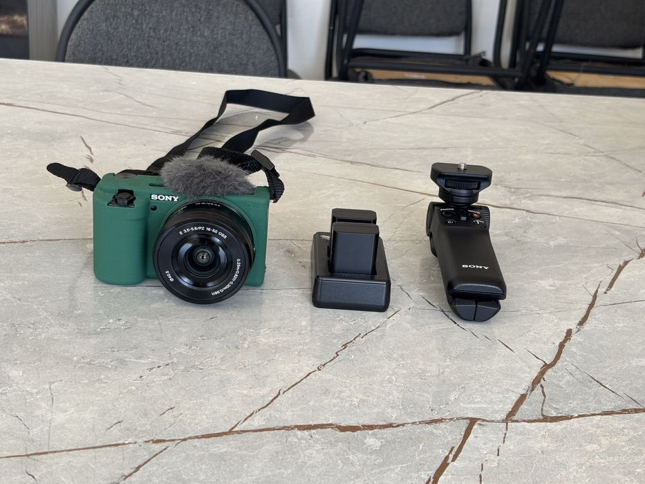 Камера Sony ZV-E10