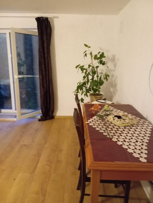Camera de închiriat Tuzla!!!
