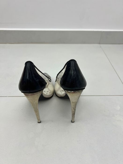 Vand pantofi zanotti