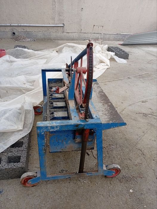 Блок апарат сотилади