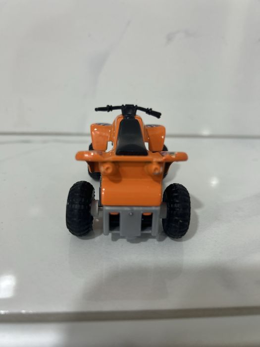 Maisto Powered ATV - оранжево  и автобус малки колекционерски колички