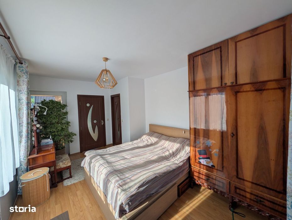 Apartamant, 3 camere, 2 bai, terasa