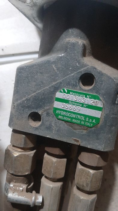 Гидрораспределитель с джойстиком