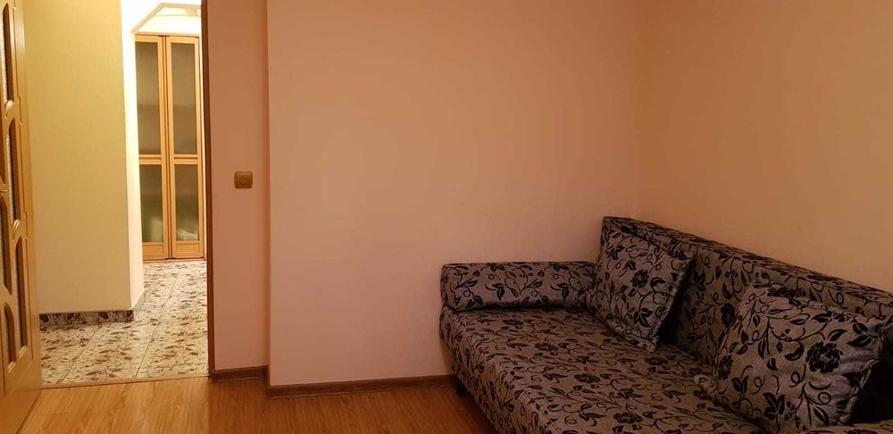 Închiriez Apartament 3 Camere Central