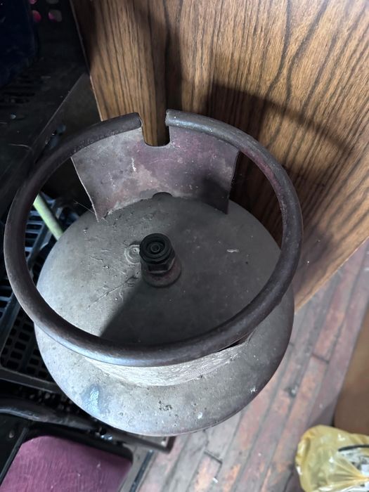 Продам газовый баллон 27л