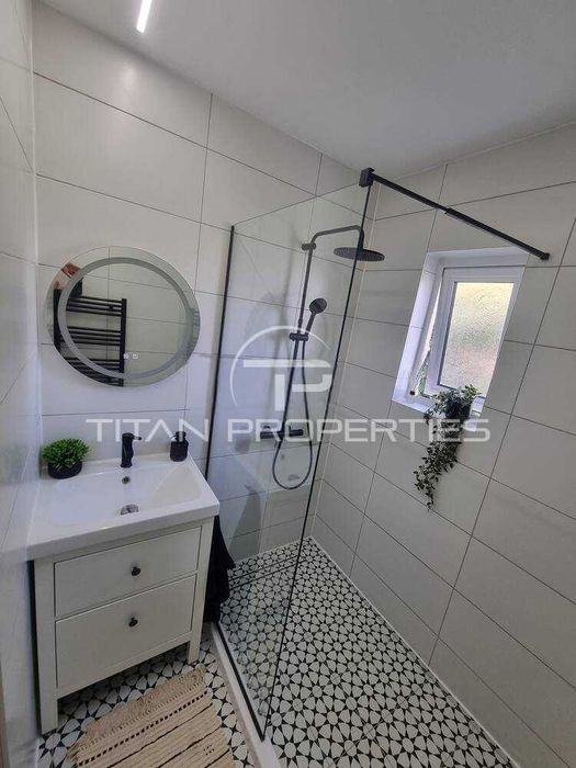 Двустаен обзаведен апартамент Коматево