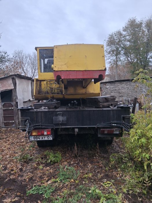 Автокран зил 133 гя