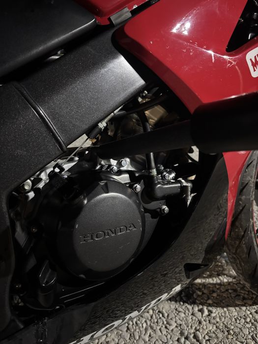 Honda     CBR125R