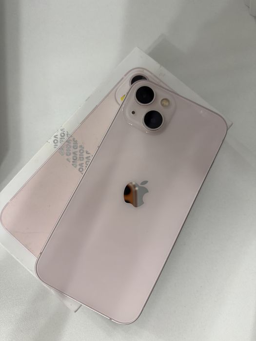 Продам айфон 13