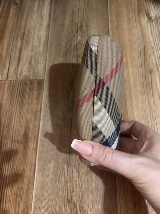 Оригинальный чехол от очков Burberry