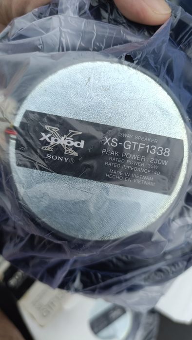 Автомобильные колонки Sony