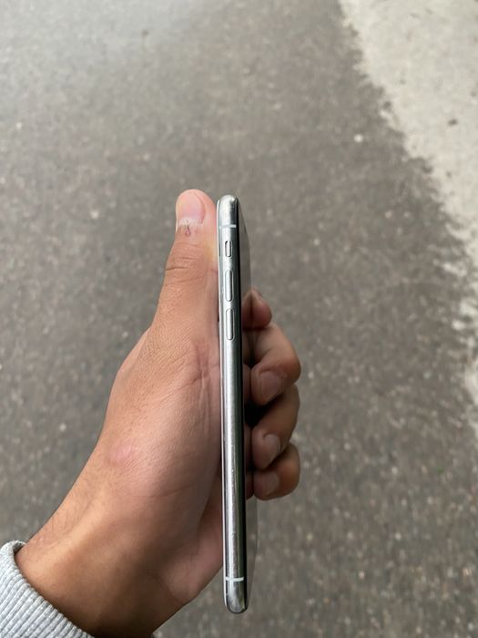 IPhone X 256gb feys bo turton yo
