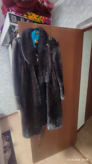 Продам мутоновую шубу