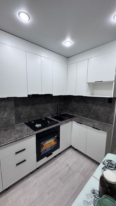 Кухонные гарнитуры на заказ
