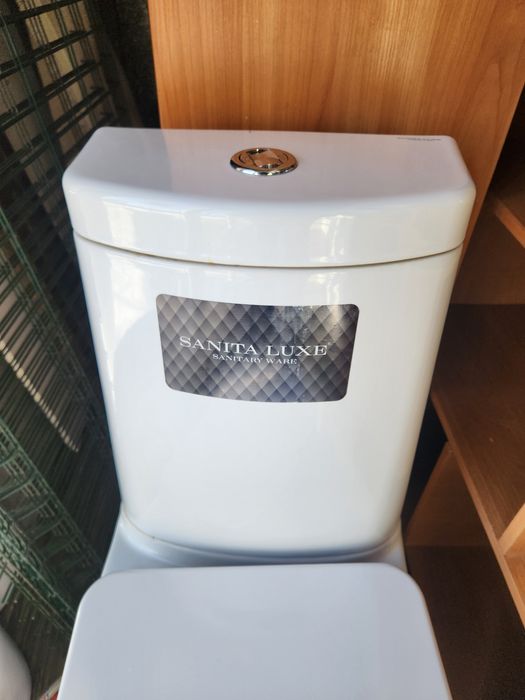 Продам унитаз новый