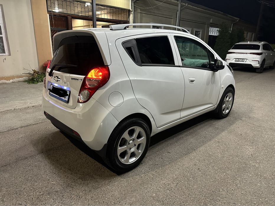 spark. 2011. aftomat