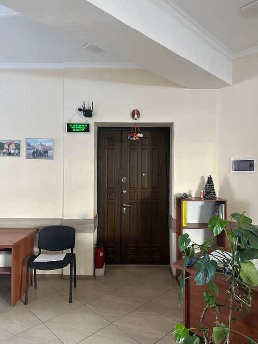 Аренда  Офис - 113 м² Чиланзар"Ц" квартал. Райхон.