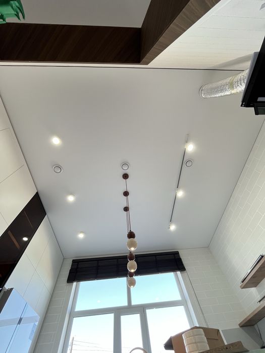 Натяжные потолки