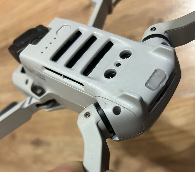 Дрон DJI Mini 2 с дистанционно