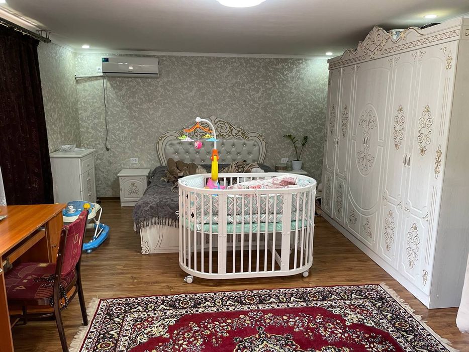 Сагбон тор кучали тупикда 4.11-сот 5-хонали Участка Сотилади