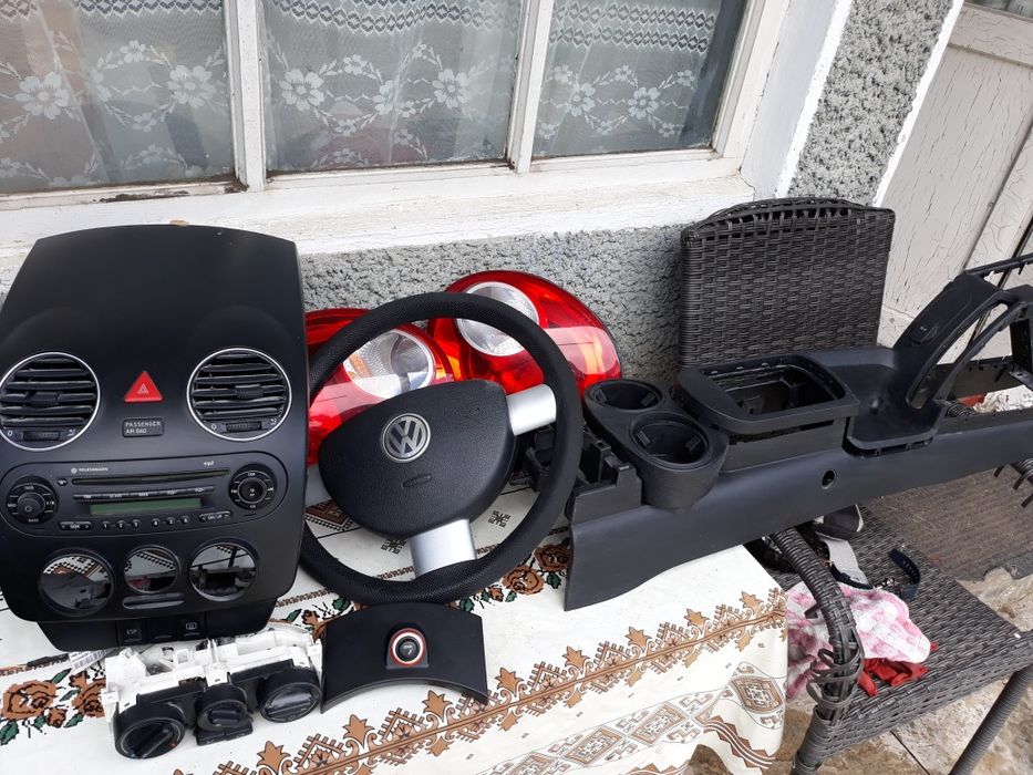 Dezmembrari  Volkswagen beetle