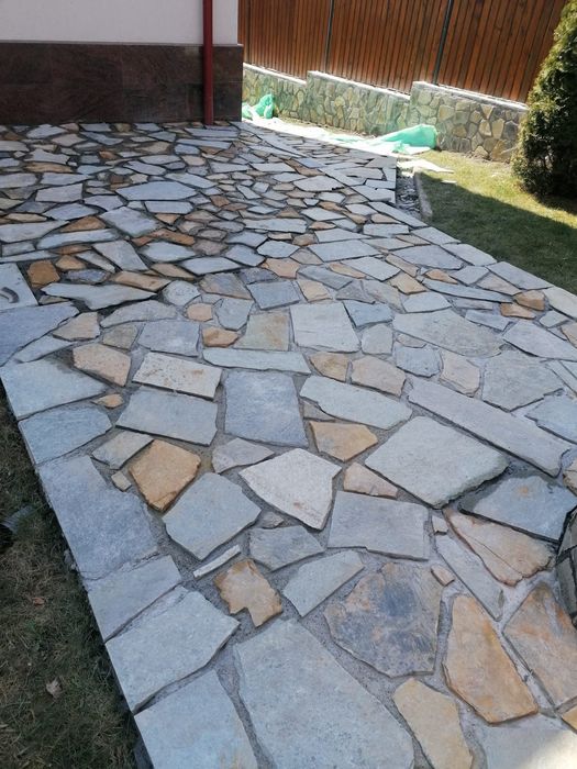 Piatra de munte naturală