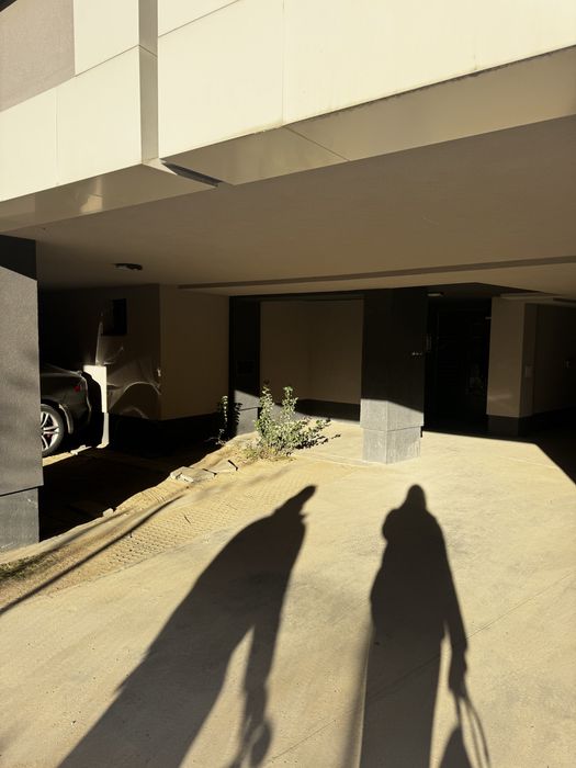 Наем на закрито парко място