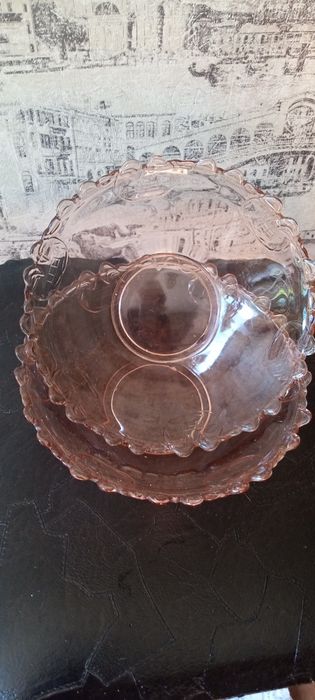 Вазы под фрукты и салаты