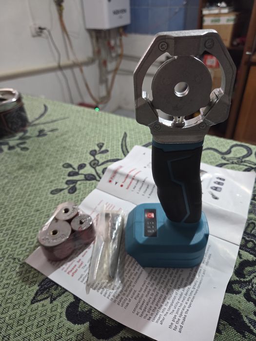 Паяльник для пластиковые трубы.