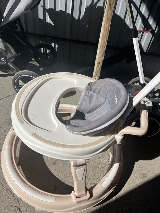 Продам ходунок складной