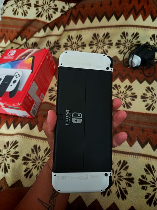 Nintendo switch oled 256 GB Kingston speed card