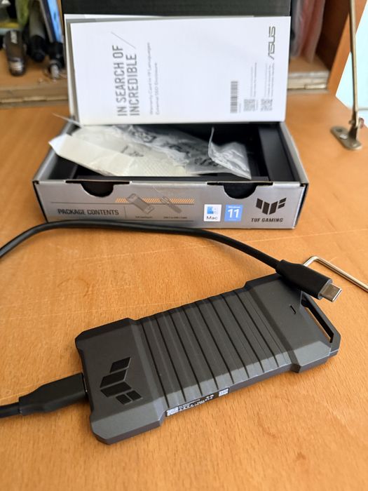 Vand SSD NVME Hynix 2TB Platinum+rack extern Asus tuf a1