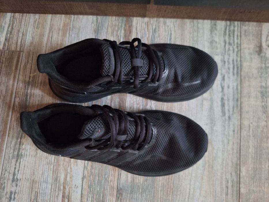 Маратонки Adidas