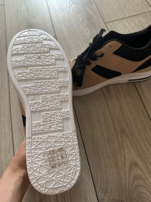 Дамски маратонки